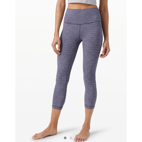 🍋🚫SOLD🚫NWOT Lululemon 21” Align Crop🍋 - Picture 2 of 7